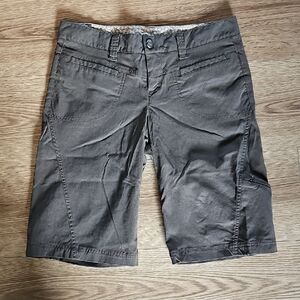 Athleta Women's Gray Bermuda Shorts, Size 4